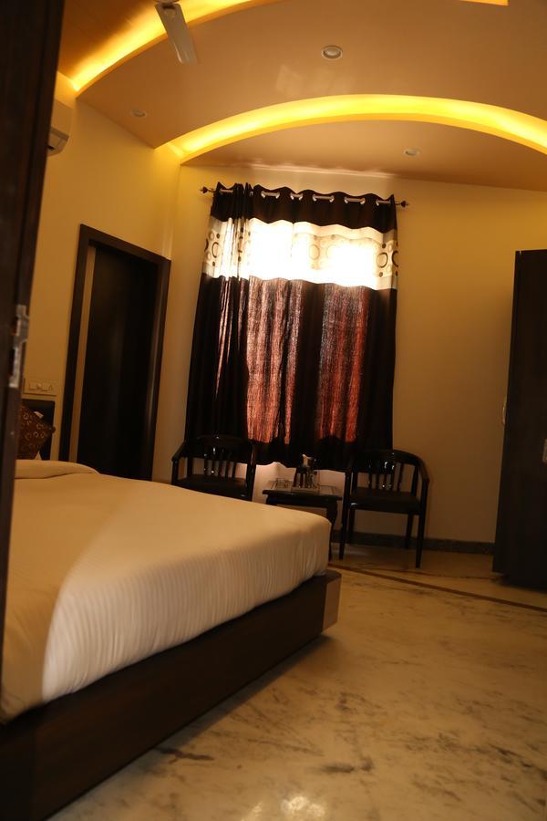Hotel Delight Udajpur Zewnętrze zdjęcie