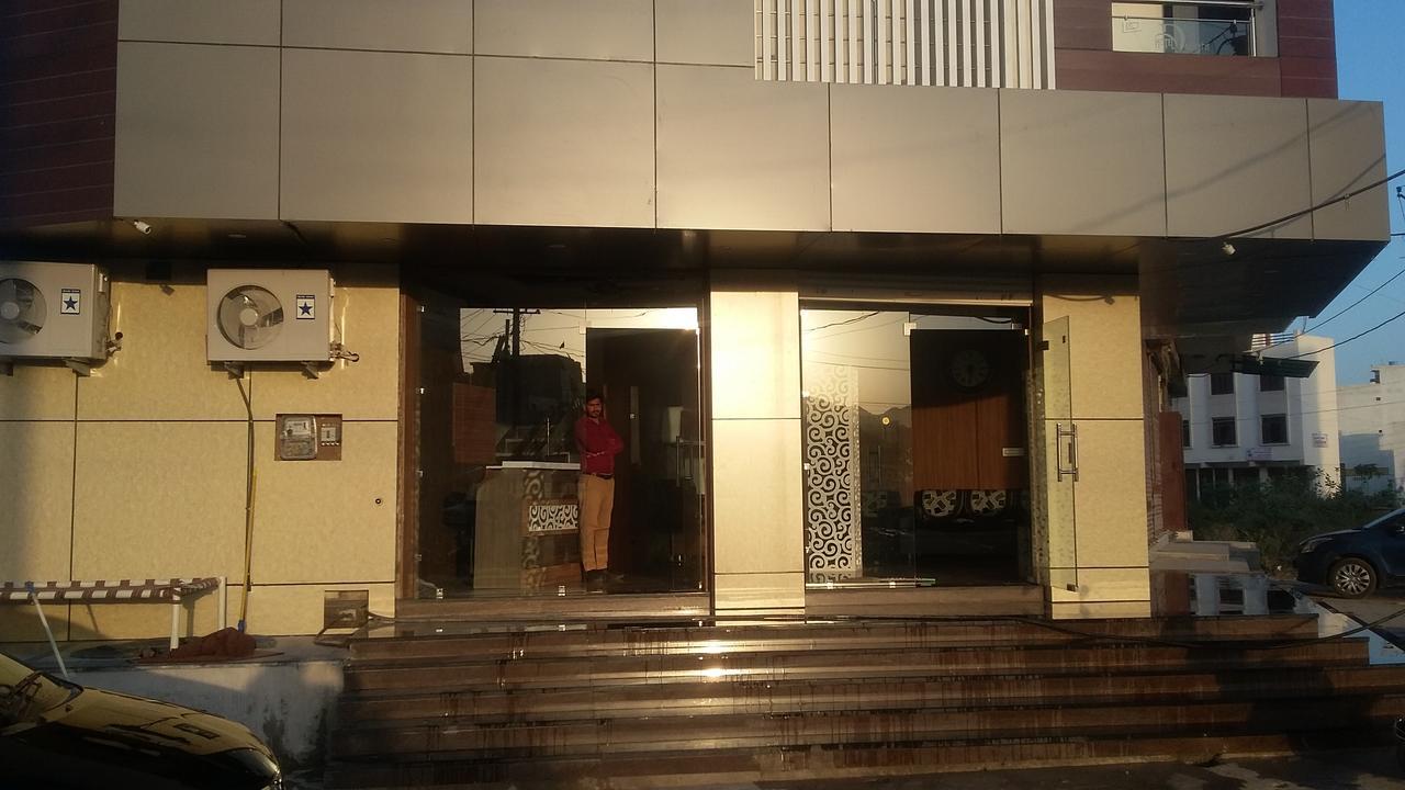 Hotel Delight Udajpur Zewnętrze zdjęcie